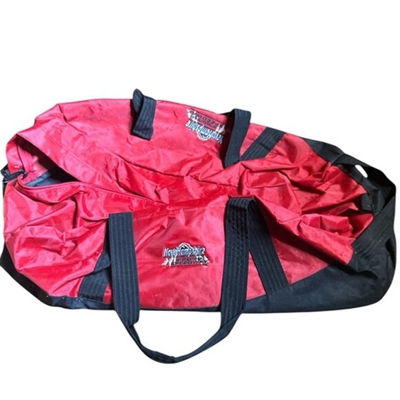 NASCAR New Hampshire International Speedway Base Camp Duffle Bag Red Black - Picture 1 of 3